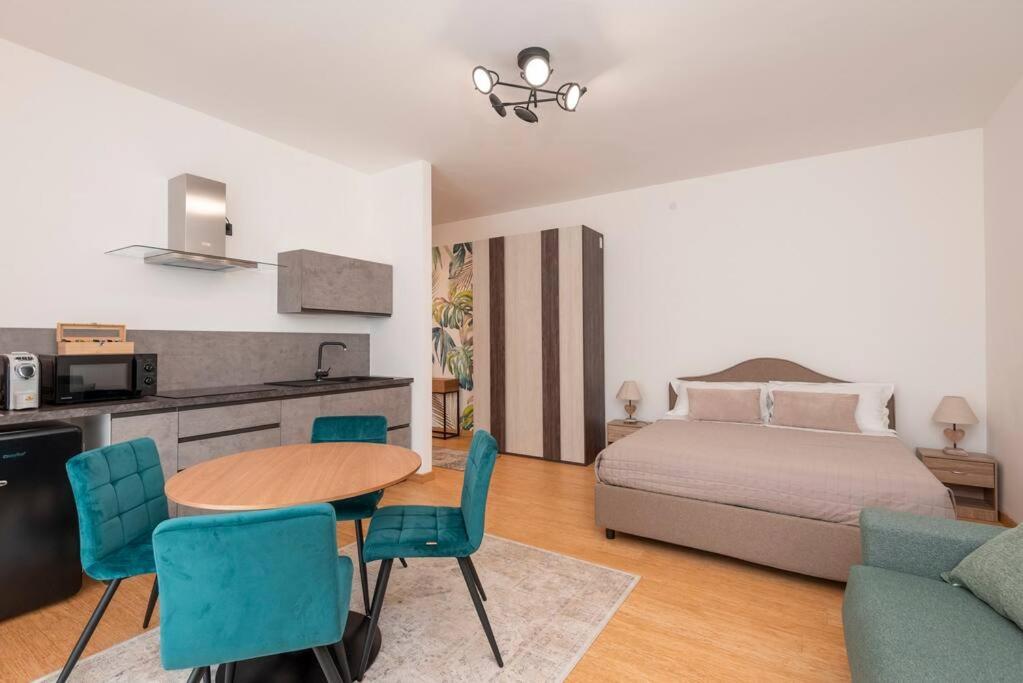 Studio Suite 16 แบร์กาโม ภายนอก รูปภาพ