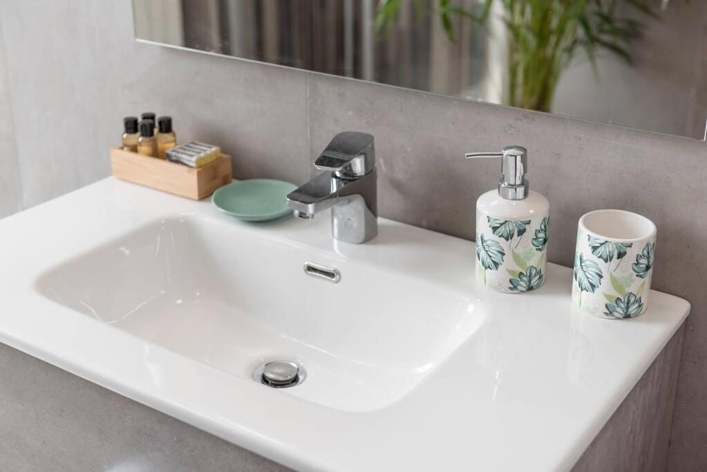 Studio Suite 16 แบร์กาโม ภายนอก รูปภาพ